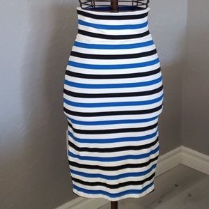 Bebé stripped pencil skirt